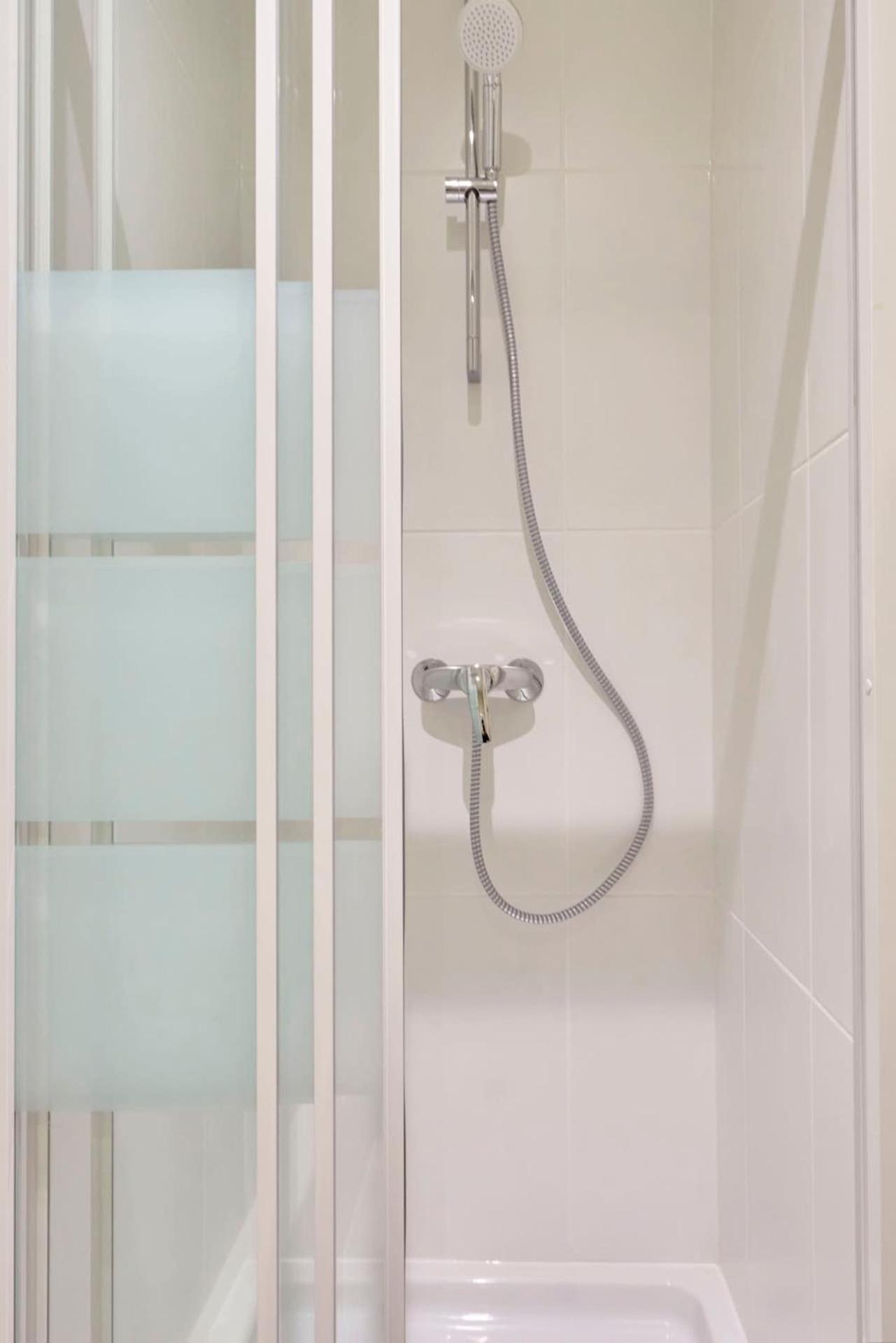 Appartement LocationsTourcoing - Le 100 Extérieur photo
